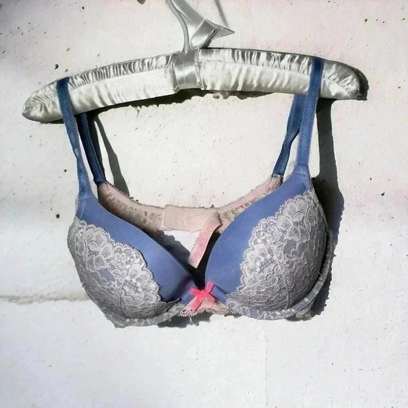 Victoria secret lavender pink lace push up bra 32D - Picture 1 of 6